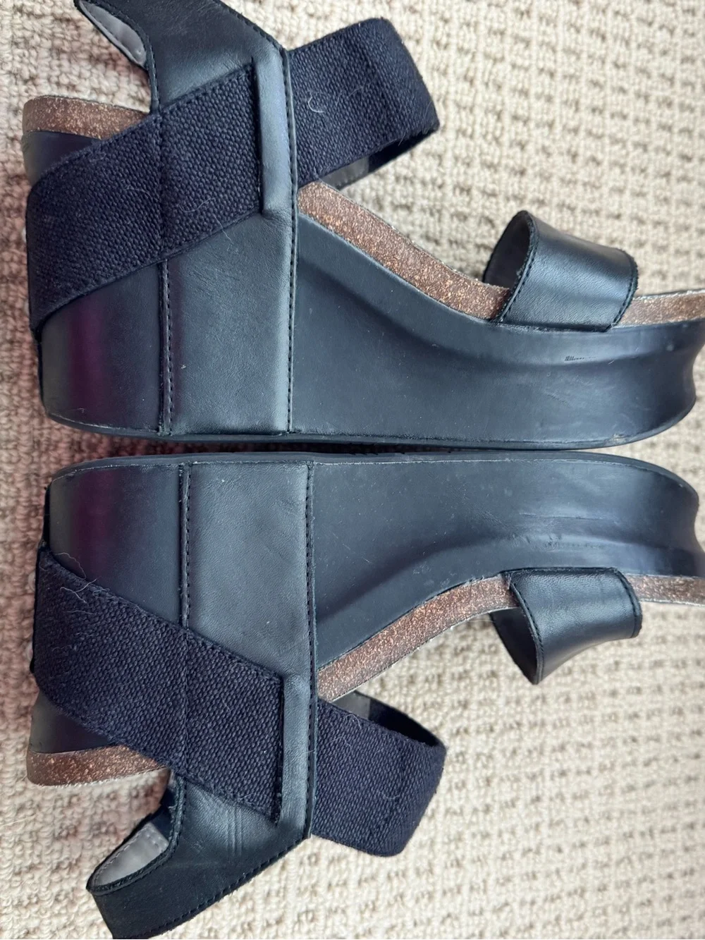 OTBT ladies  8 1/2 leather wedges